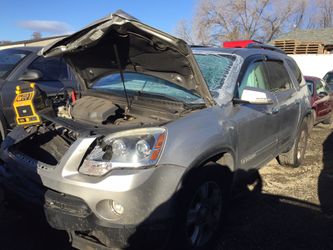 2007 GMC Acadia parting out ****