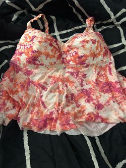 Tie-Dye Tankini Swimsuit Top
