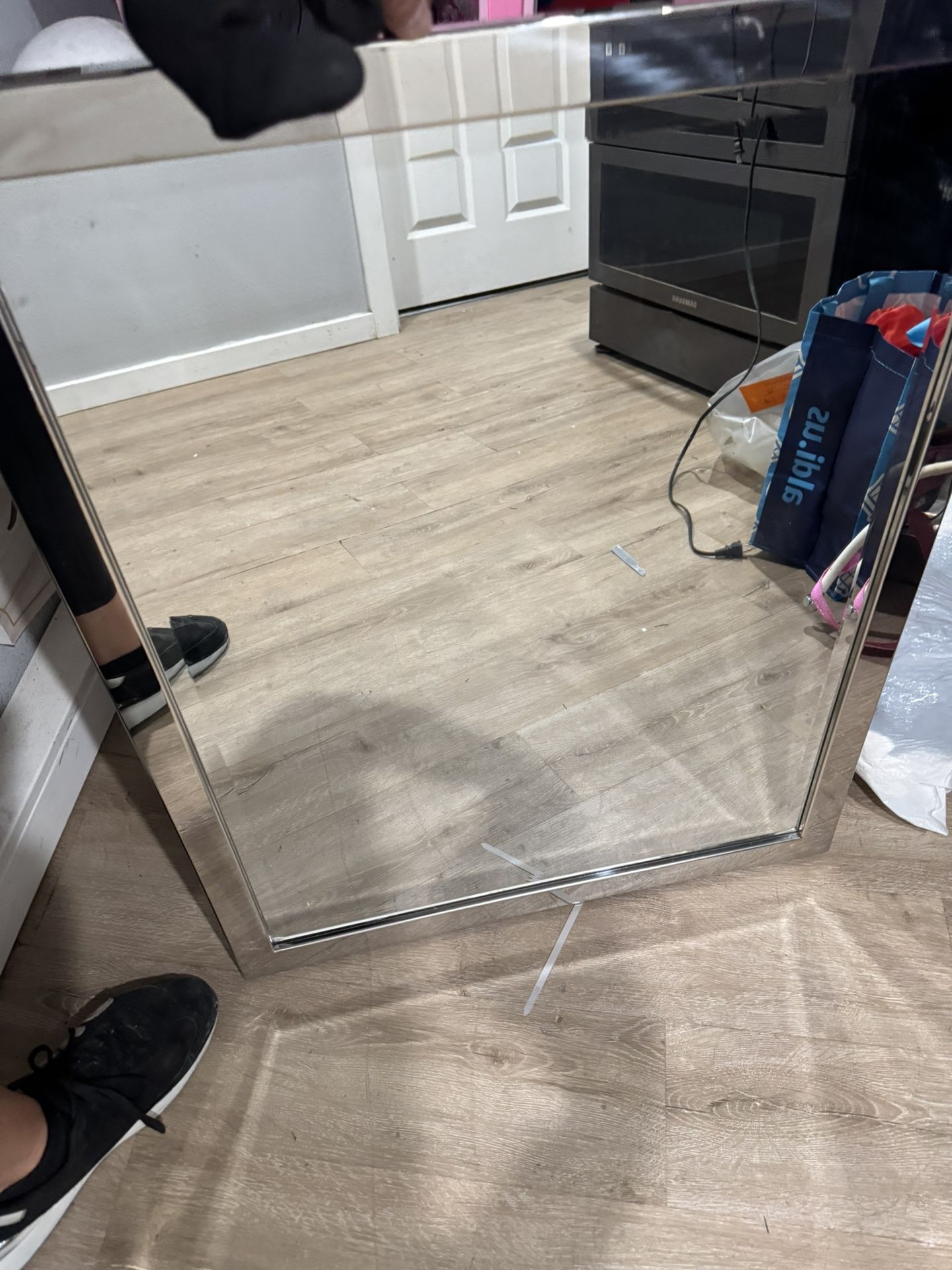 mirror 24x30 excellent quality