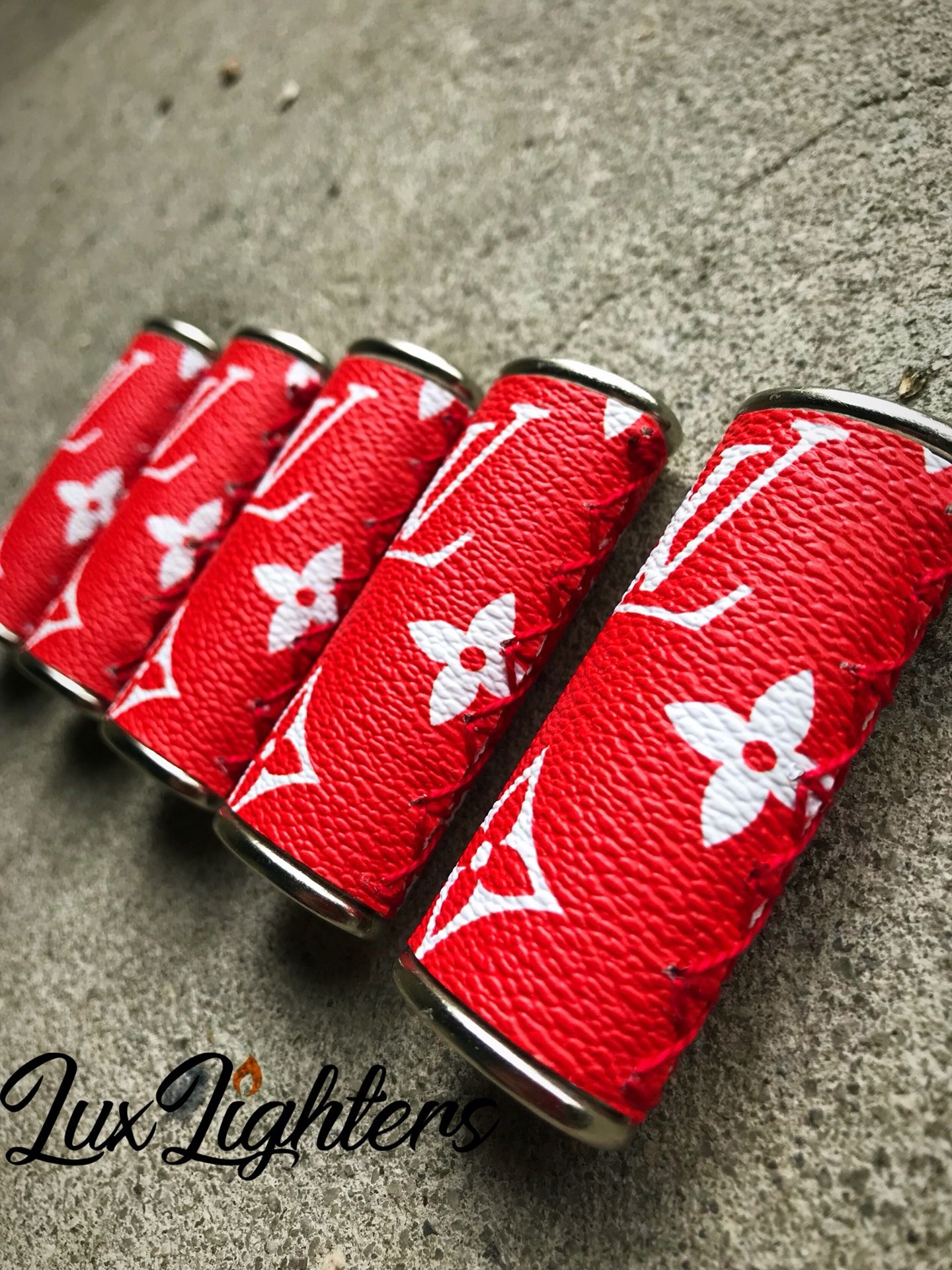 SUPREME LV L I G H T E R CASE