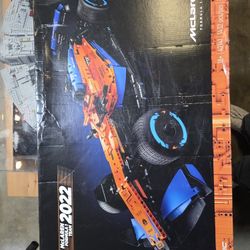 Lego Technic F1 McLarin 42141 - Brand New