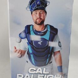 2025 Cal Raleigh Platinum Glove Bobblehead 