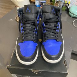 Jordan 1 Mid “Royal Blue” 