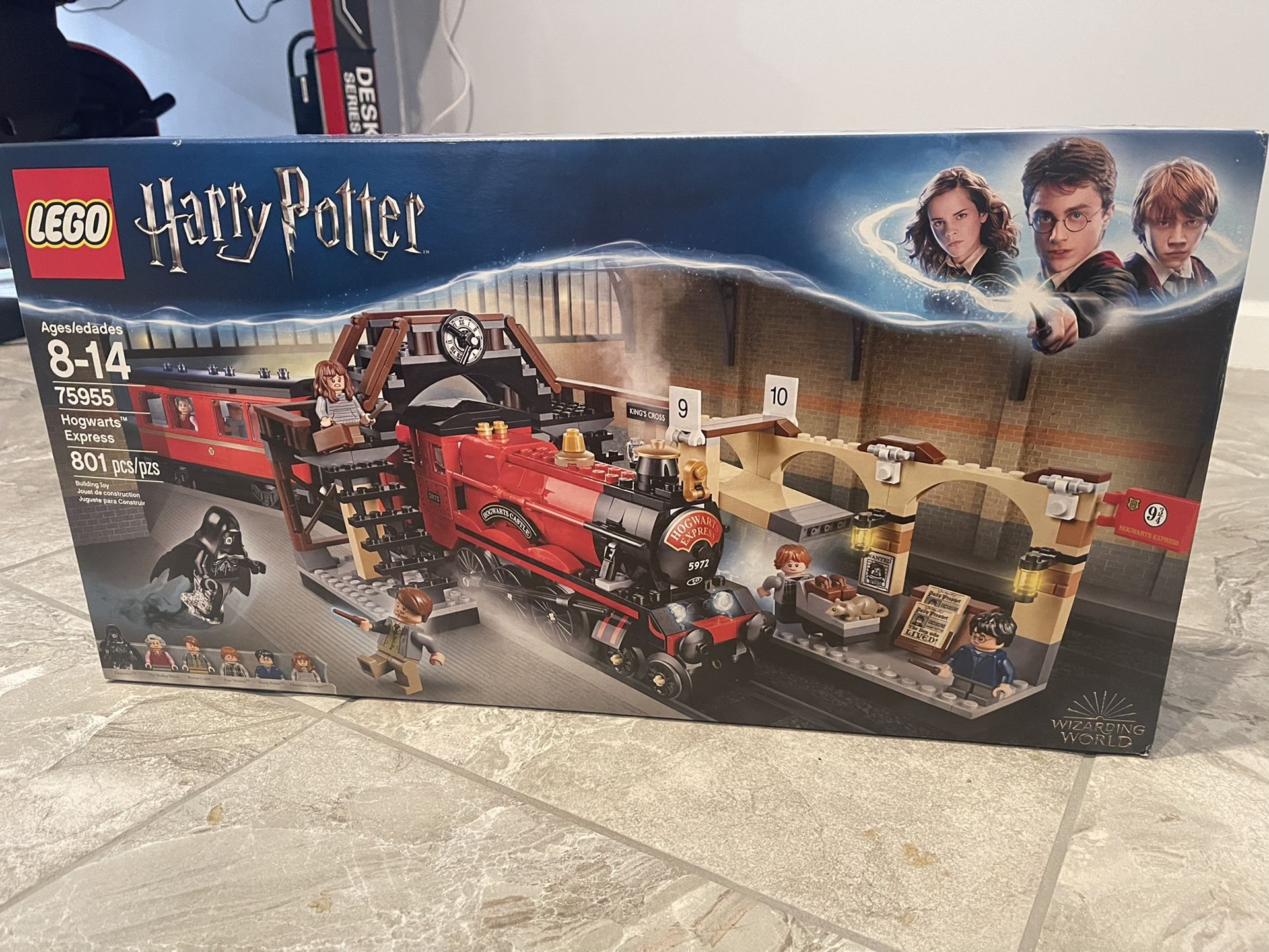 LEGO Harry Potter Hogwarts Express 