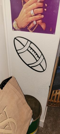 Sports iron wall decor