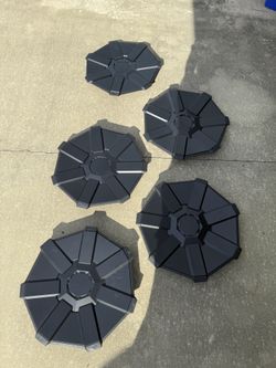 Tesla Cybertruck Acessories (all-weather mats, cyber wheel covers)