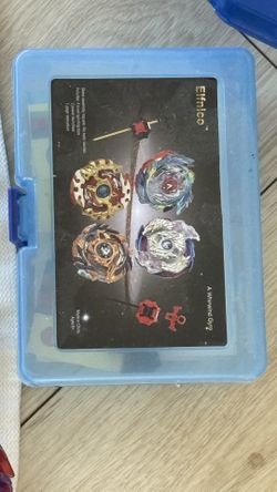 Beyblades, arenas and Launchers 