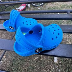 Crocs Blue Size C6