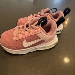 Nike Air Max Size 7C