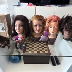 COSMETOLOGY MARIANNA DOLL HEADS/MANNEQUIN (NEW + USED) & EXTENDED TRIPOD W/ SHOULDER CASE