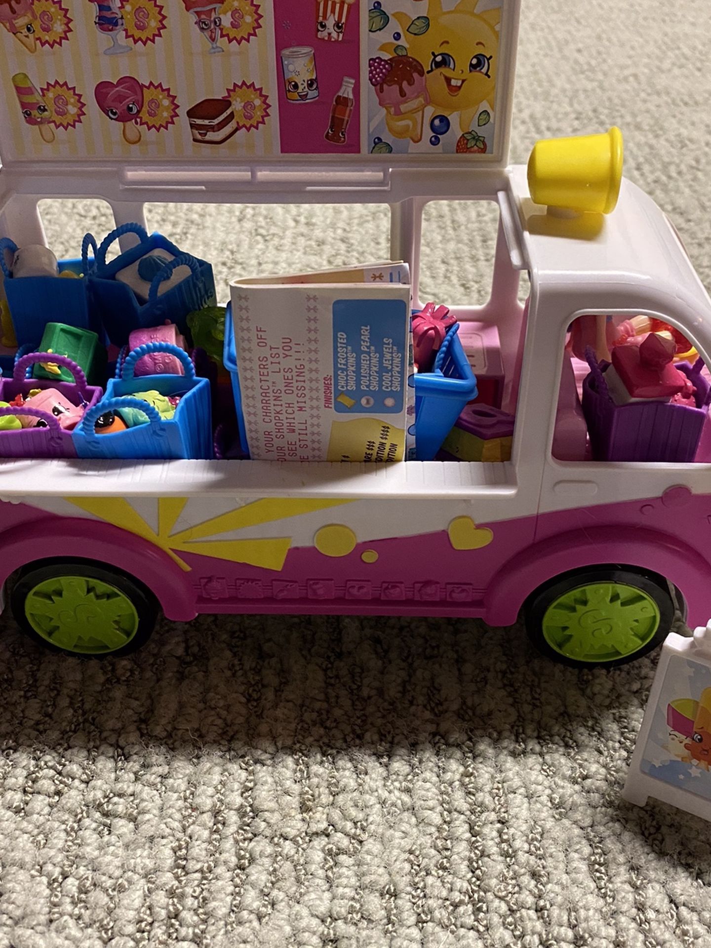 Shopkins Ice Cream Truck (filled with extra shopkins and a driver)