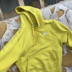 Small Men’s Nike Jacket 