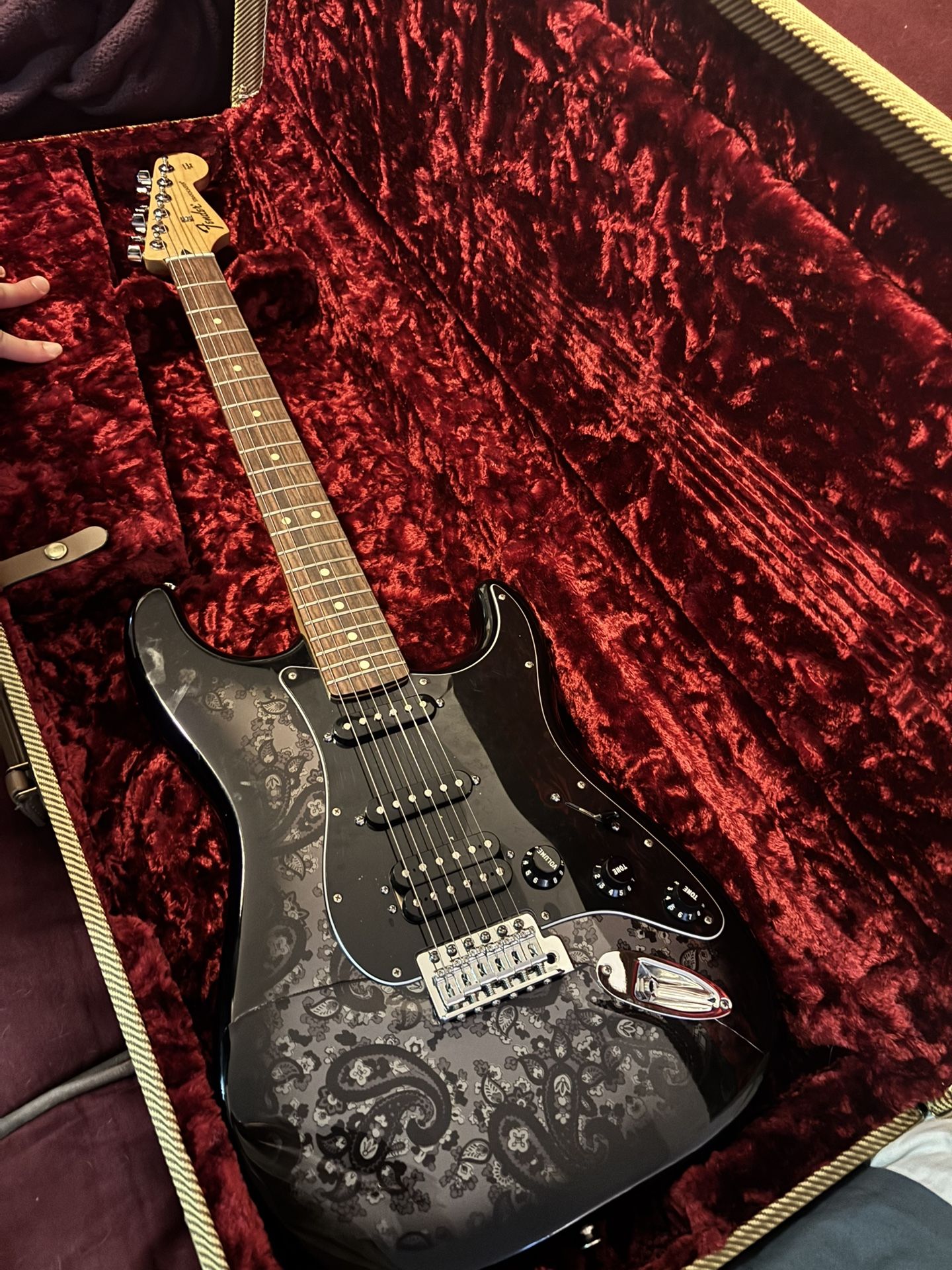 Fender Strat Mexican - BLK Paisley (defect is cosmetic**) 