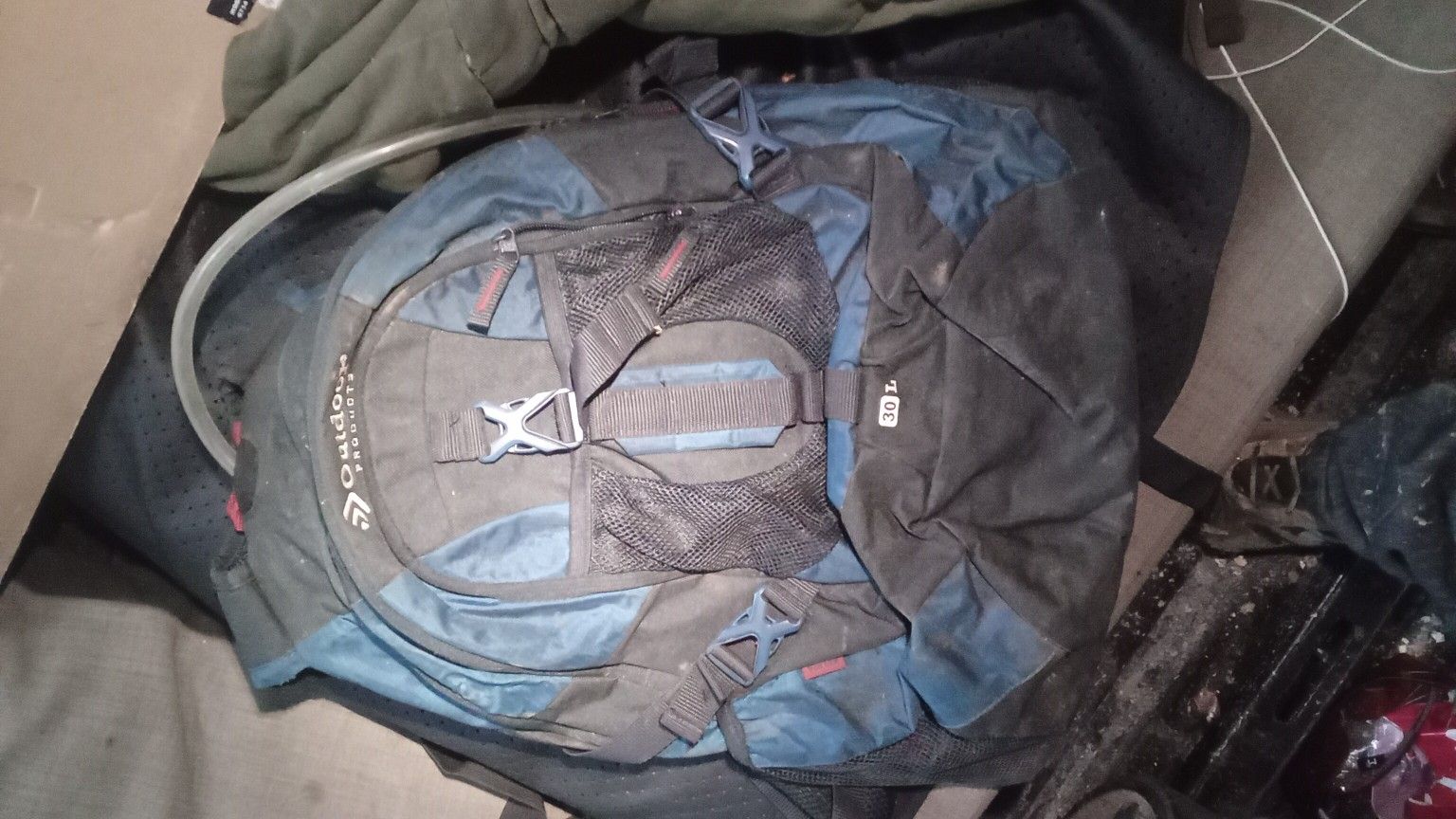 Hiking Backpack with Bladder