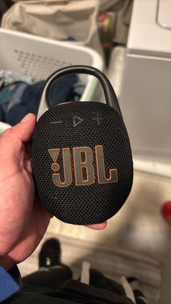 Jbl portable speaker