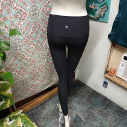 Lululemon Athletica Classic Black Leggings, Size 4 (Estimated)