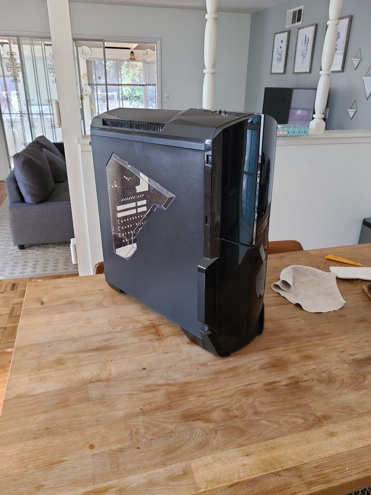 Thermaltake Versa N21 PC Case