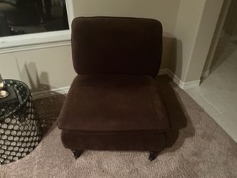Matching Pair of Brown Upholstered Accent Chairs – Excellent Condition