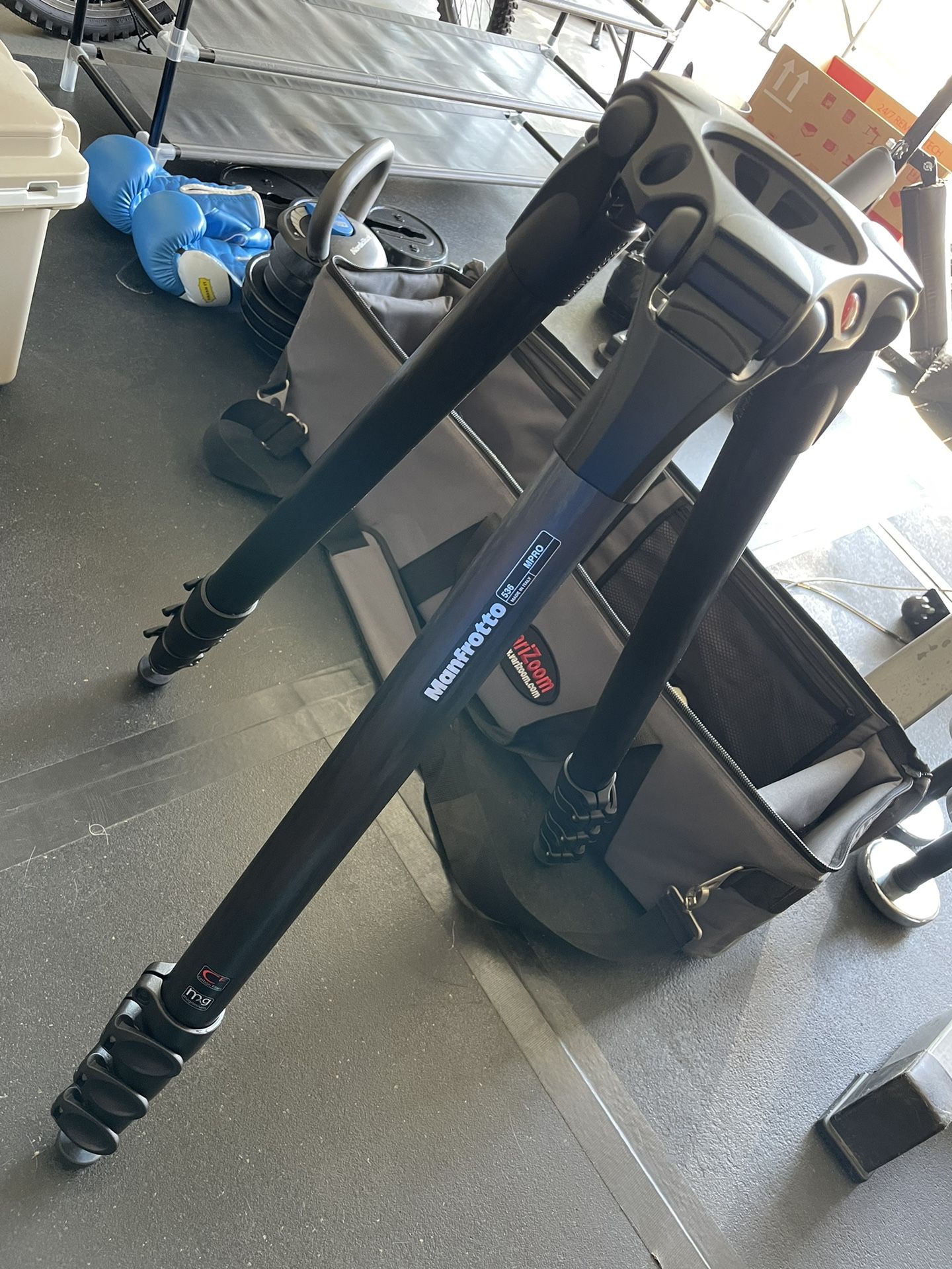 Manfrotto 536 Section MPRO Carbon Fiber Video Tripod Paid $1100