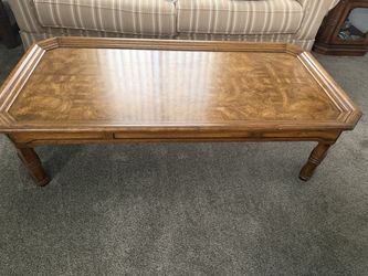 Coffee and end tables 3 pc set
