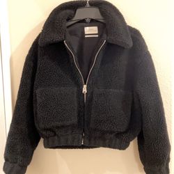 Urban Outfitters Women’s Sherpa Jacket 
