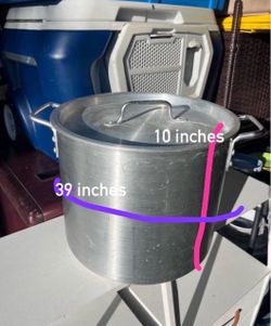 Large Aluminum Stock Pot with Lid