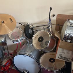New Drum set 