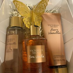 VS Bare Vanilla 3 Pcs Gift Set…$30