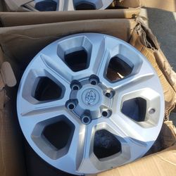 Rines Para Toyota Tacoma #17 El Precio Es Negociable 🤗 😎 