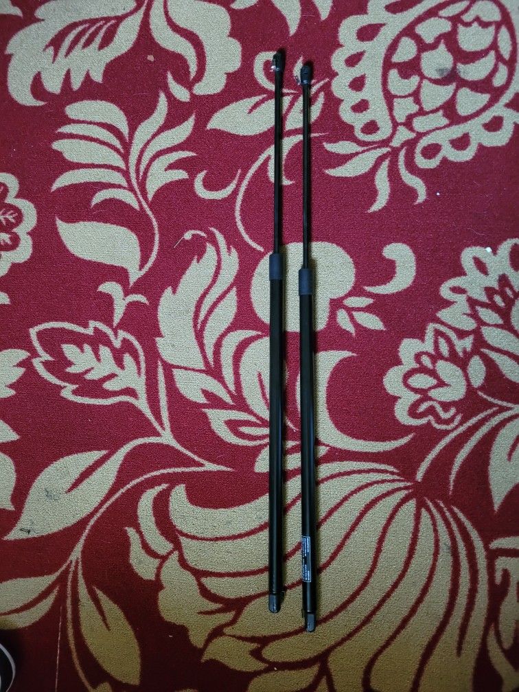 1988 corvette trunk struts