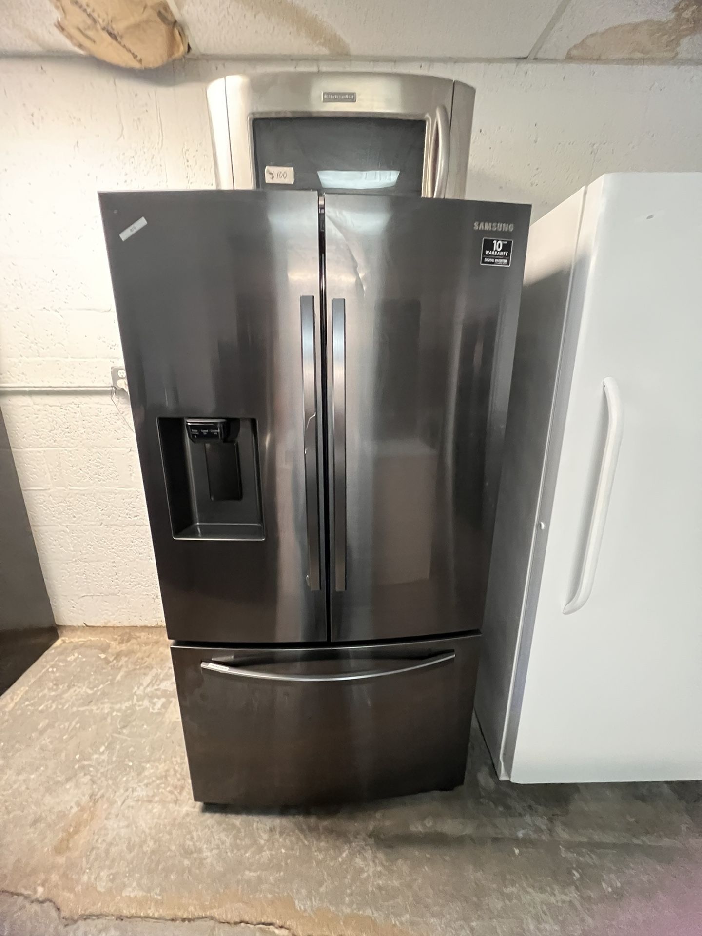 French Door New Scratch And. Dent Black Stainless Steel