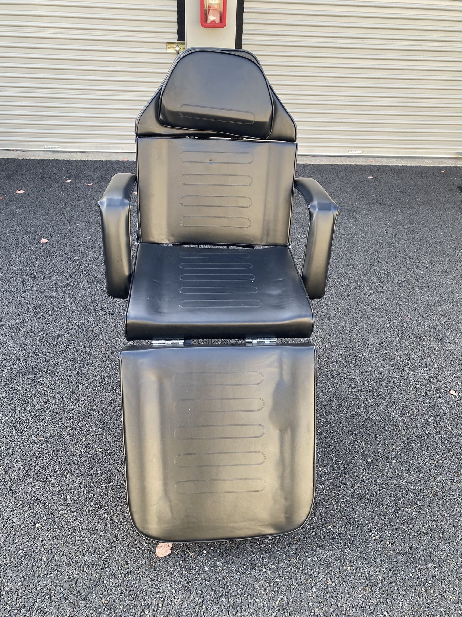 Massage Beds/Esthetician Beds