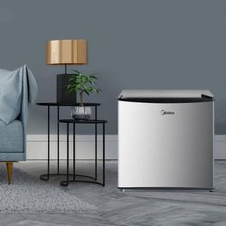 Midea WHS-65LSS1, 1.6 Cu. Ft. Compact Refrigerator, Stainless Steel