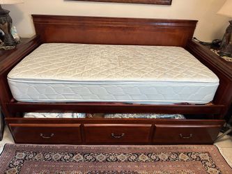 Full bed with almost new