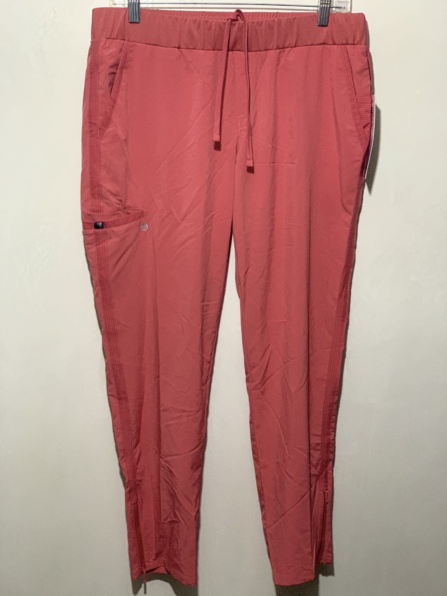 Barco One Wellness Women’s Scrub Pants Petite Medium Canyon Rose NWT