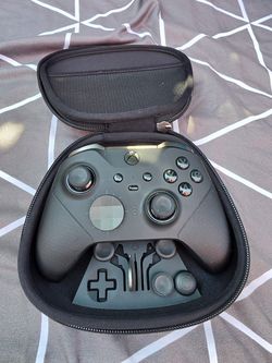 Xbox Elite Series 2 Controller with Case