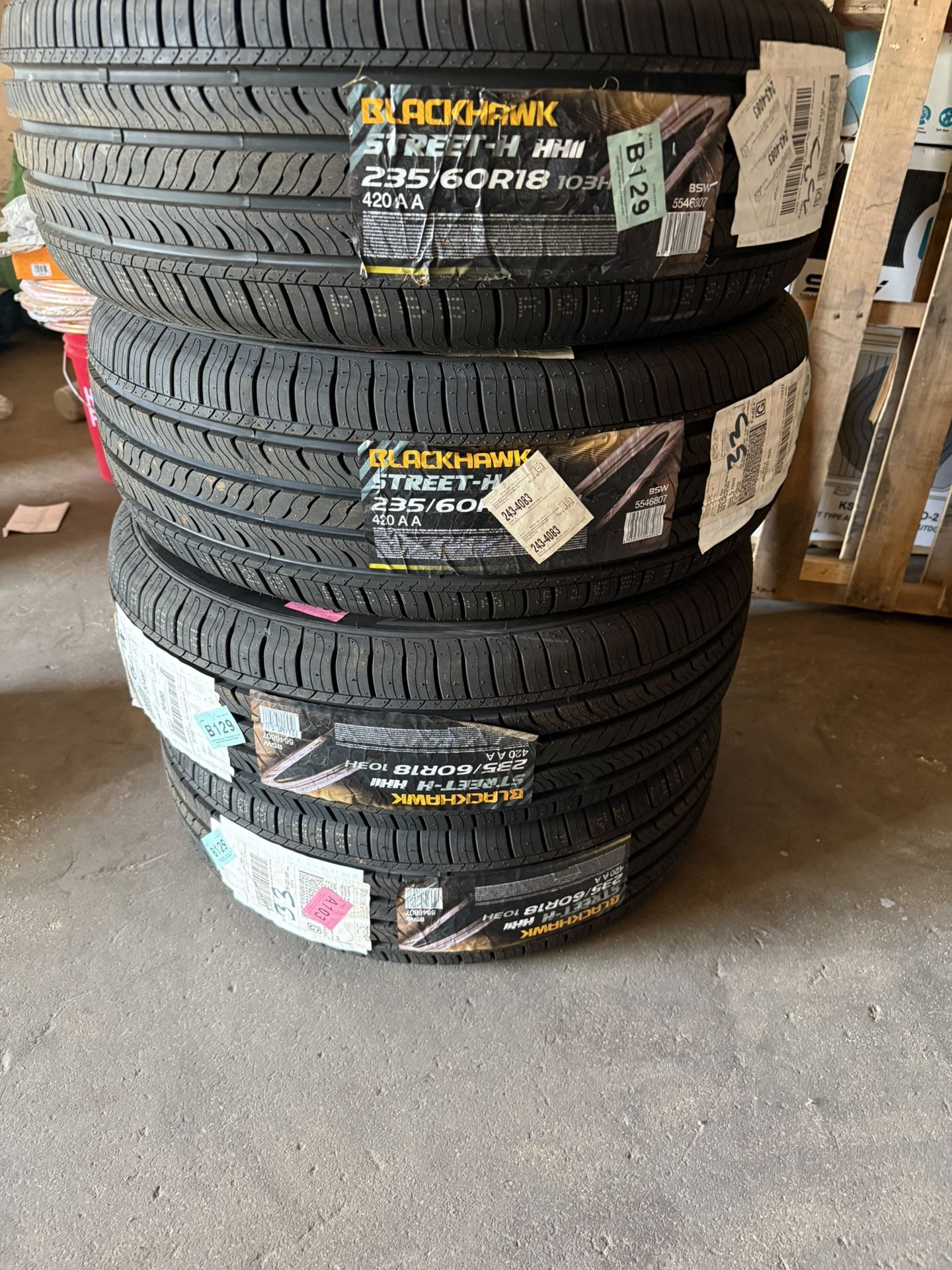 New set 235/60R18