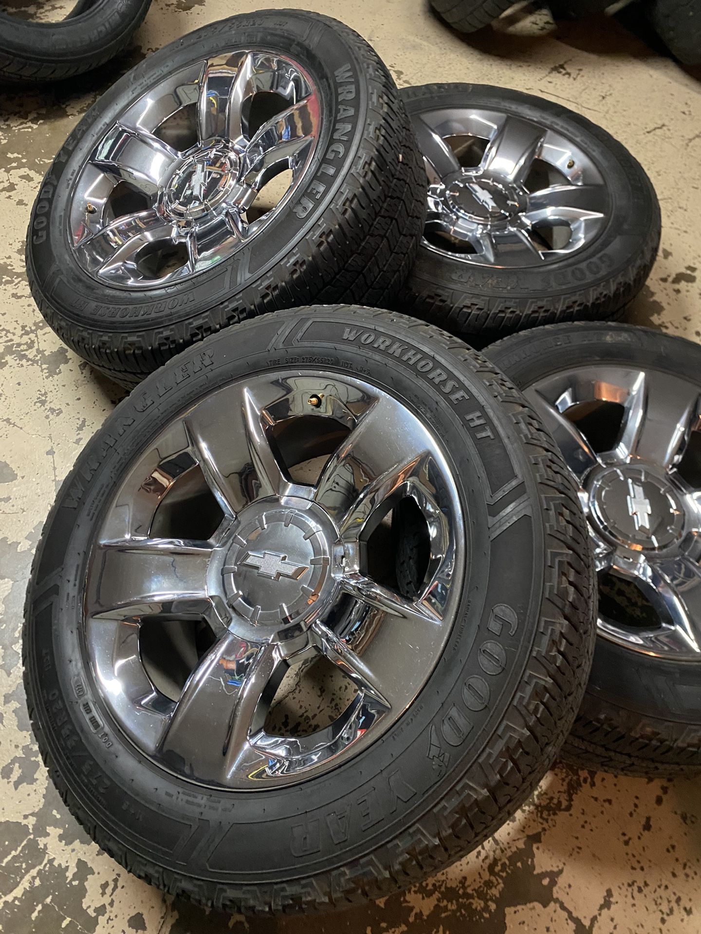Chevy Wheels LTZ 20” 6lug