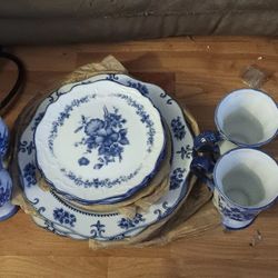  Vintage Dishes