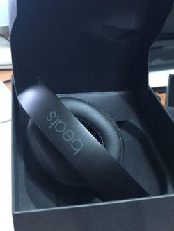 BEATS STUDIO WIRELESS NOISE CANCELLING