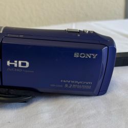 SONY SDR CX240 NTSC Handycam