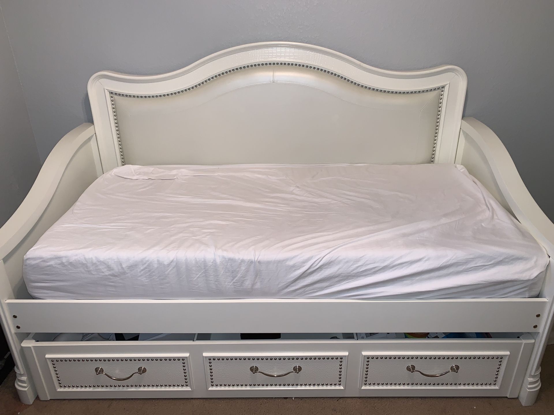 Daybed & Tall Dresser