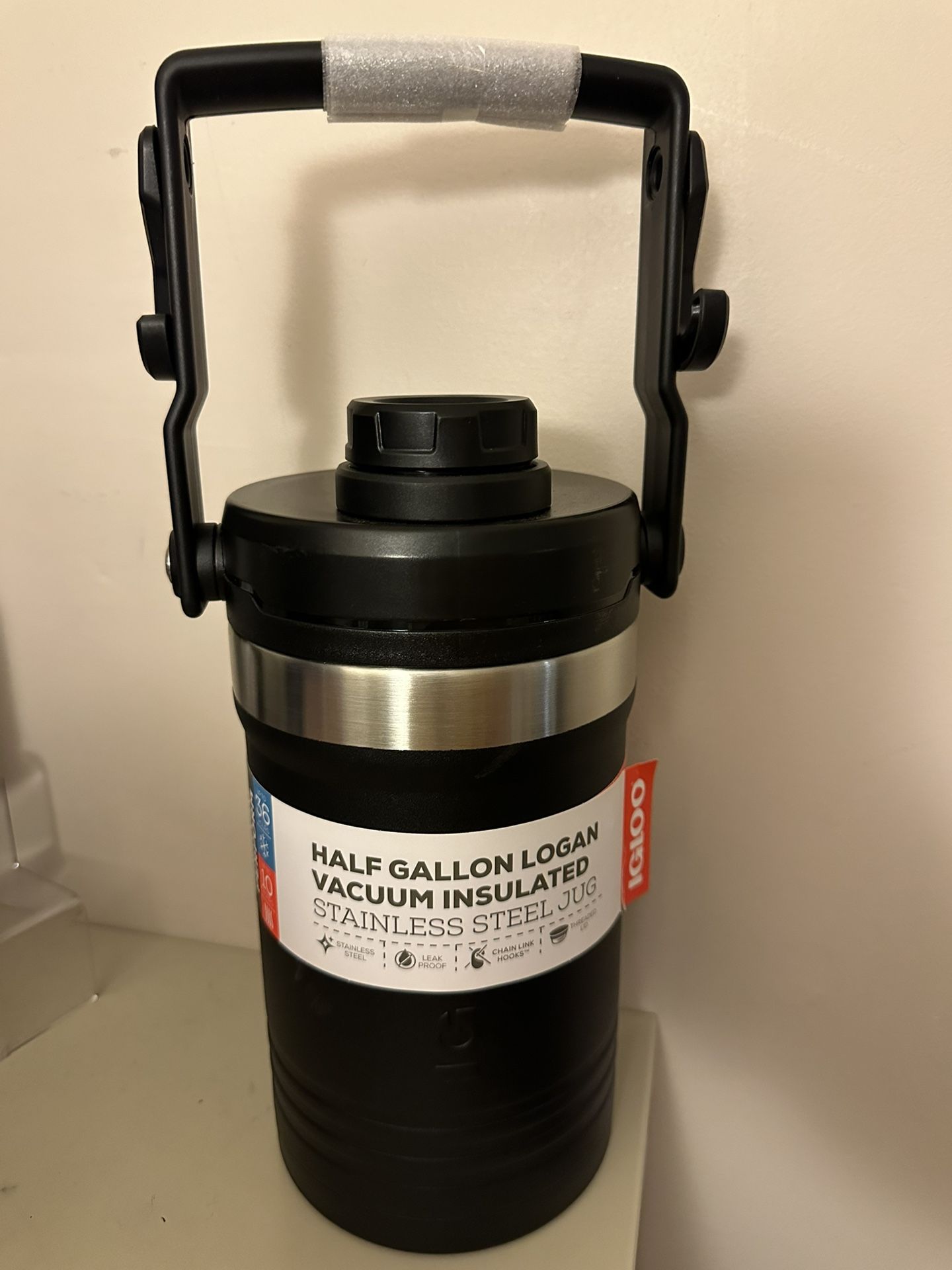 (2) Igloo Half Gallon Insulated Stainless Steel Jug (New!!)