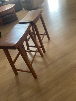 2 Bancos de madera