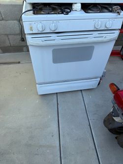 Gas stove