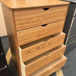 Dresser New $159 ❤️❤️