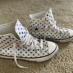 Youth Size 3 Converse 
