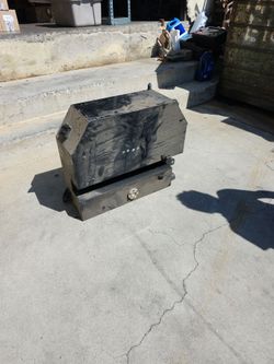 Spare fuel gas tank
