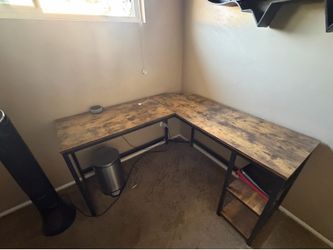 Corner Desk