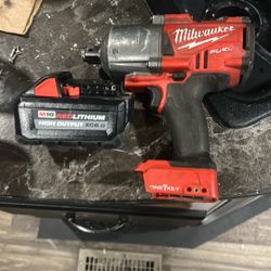 Milwaukee 18 3/4 of an inch square in impact wrench